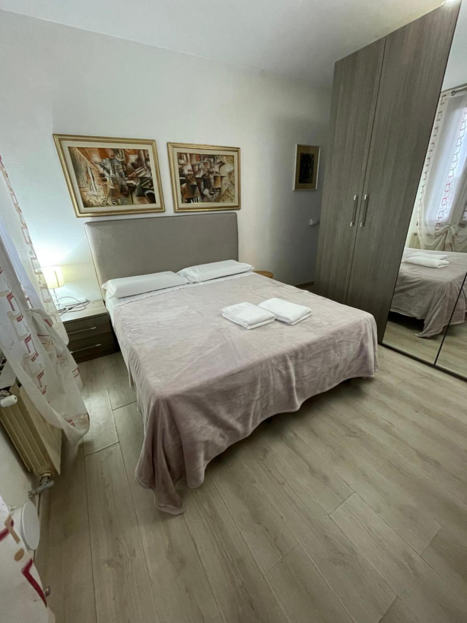 Apartment Fabulous Canal View Venice
